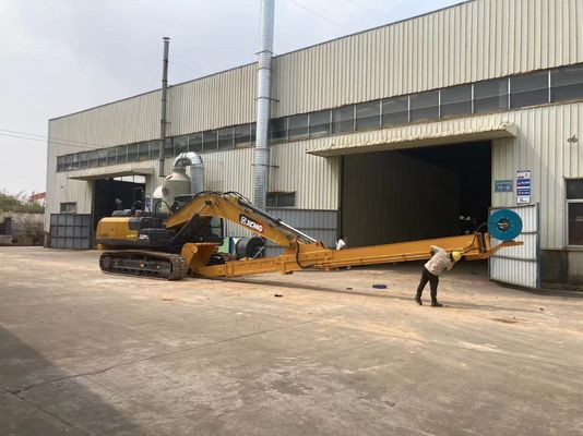 Telescopic Arm for Excavator with Clamshell Bucket