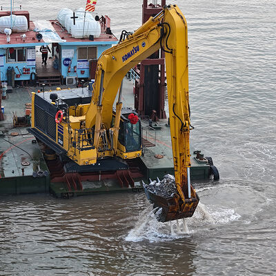 উচ্চ নাগালের এক্সকাভেটর লম্বা হাত